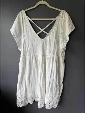 Daily Practice White Eyelet Hem Cross-Back Short Sleeve Dress thumbnail 2