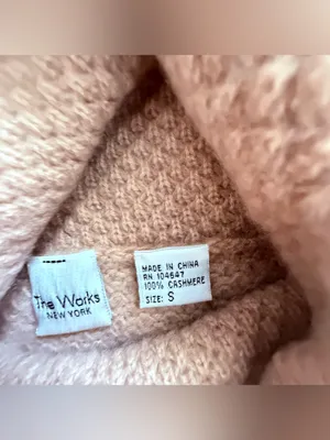 The Works New York Beige Cashmere Turtleneck Size Small thumbnail 4