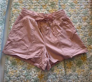Lululemon Shorts thumbnail 1