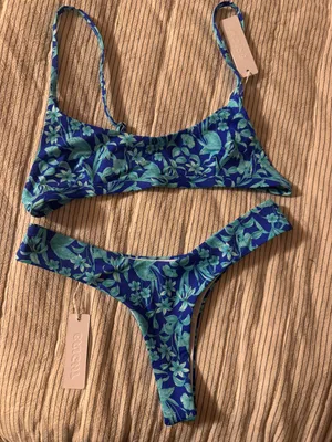 Swimsuit Bikini thumbnail 1