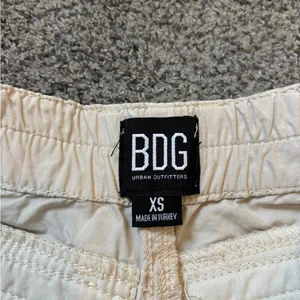 BDG Urban Outfitters Y2K Cargo Pants thumbnail 2