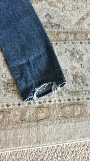American Eagle Super High-Rise Straight Jeans thumbnail 9