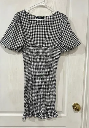 FINAL PRICE NWOT Lea & Viola Checkered Midi Dress thumbnail 1