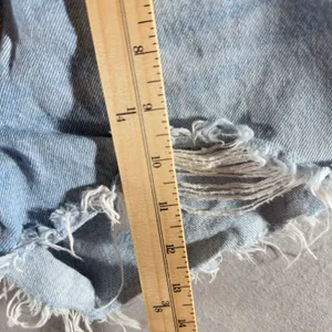 532 | Levi's 501 Original Womens High Rise Distressed Denim‎ Shorts Light Wash thumbnail 5