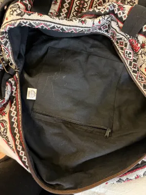 Medium sized overnight duffle bag Multiple thumbnail 4