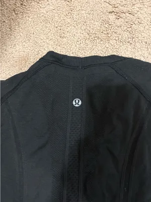 Lululemon Black Swiftly Short Sleeve thumbnail 4