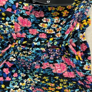 Torrid SZ 0 (Large) Challis Lace-Up Back Corset Top Floral Strapless Smocked New thumbnail 8