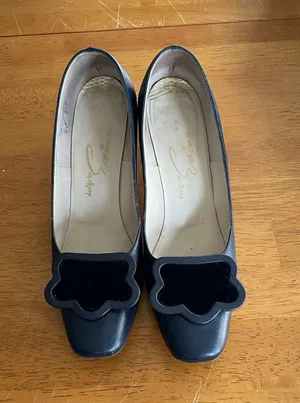Vintage Blue pumps design by Evins thumbnail 1