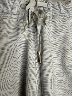 Lululemon On The Fly Short *2.5" Wee Are From Space Nimbus Battleship thumbnail 5
