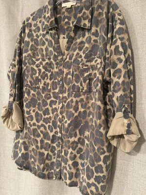 | Leopard Button Down | L thumbnail 2