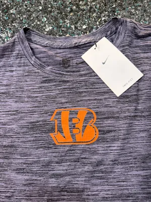 Cincinnati Bengals NFL Nike On Field Short Sleeve Shirt Sideline Women’s XL NWT thumbnail 2