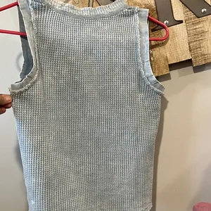 Mono B Boutique Light Blue Textured Tank Top thumbnail 2