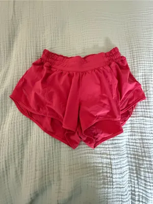 Lululemon Hotty Hott 2.5” inseam Low Rise thumbnail 3