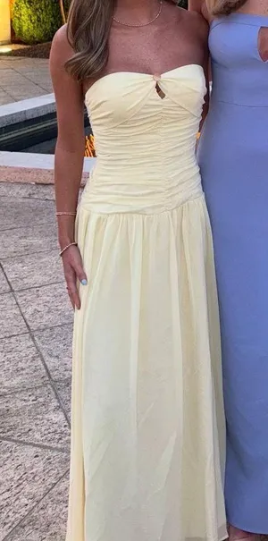 Maxi Yellow Dress thumbnail 4