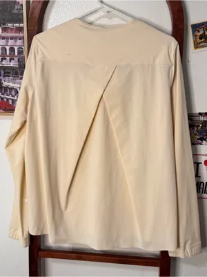 Lululemon Button Down Long Sleeve Top Panel Back Ivory Cream thumbnail 9