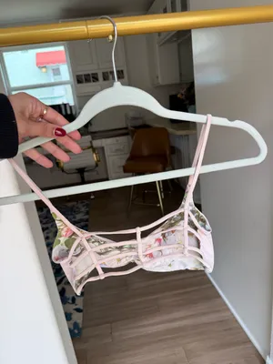 Frankies Bikinis Top thumbnail 2