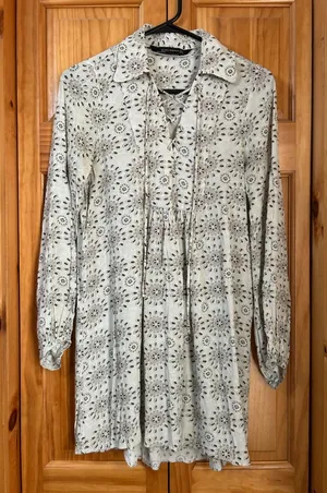 Zara Women's S‎ Oyster Eyelet Print Lace-Up Mini Smocked Boho Chic Dress thumbnail 1