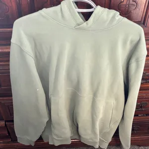 Lululemon Athletica Sage Green Pullover thumbnail 1