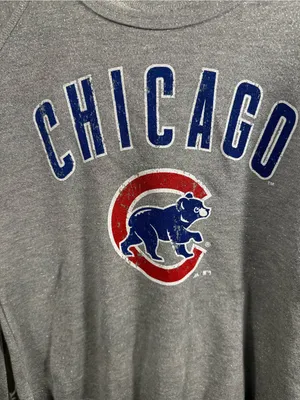 S92. Majestic Chicago Cubs womenshimmer long sleeve Crewneck Pullover Sweatshirt thumbnail 2