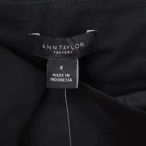 Ann Taylor Factory The Straight In Curvy Black Dress Pants Size 8 Professional thumbnail 2