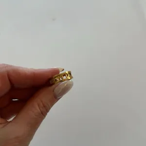 The Styled Collection Roman Ring Gold thumbnail 4