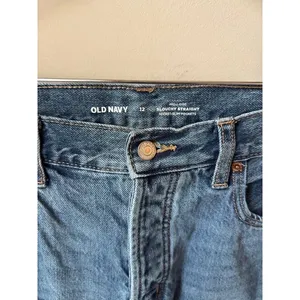Old Navy Slouchy Straight Distressed Jeans Size 12 thumbnail 2