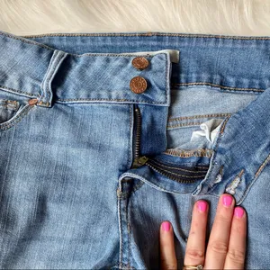 Refuge Charlotte Russe Distressed Blue Jeans thumbnail 11