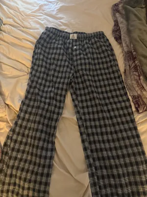 Amazon Pants thumbnail 1