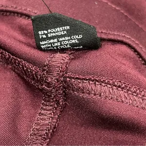 Hue Curvy High Waist Ultra Soft Maroon Leggings Women’s Small thumbnail 5