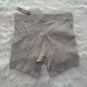Skims Boyfriend Boxer Stone Size Large thumbnail 6