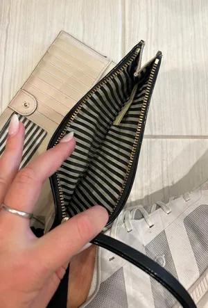 Kate Spade Wallet thumbnail 6