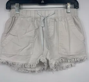 White Womans‎ shorts size small please see flaw stain in pic thumbnail 1