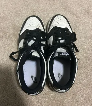 Nike Panda Dunks thumbnail 3