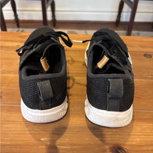 Black new balance sneakers thumbnail 4