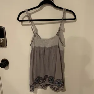 Cute n Flirty Ruffled Strap Tank Gray Size L thumbnail 2