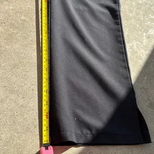 Black cargo XSP scrub hi rise pants thumbnail 5