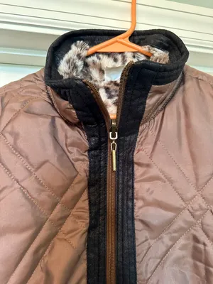Gorgeous Bronze Vest Lined with Faux Leopard Fur - Never worn! Brand new! thumbnail 2
