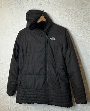The North Face Mossbud Swirl Reversible Black Hooded Quilted Parka thumbnail 1
