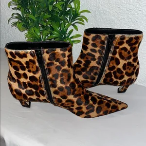 Gianni Bini Brown Ankle Boots with Sleek Design thumbnail 5