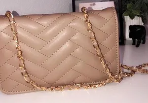 Bebe los angeles bag thumbnail 2