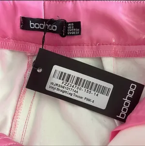Boohoo x Megan Fox Straight Leg Vinyl Trousers Pink thumbnail 3
