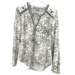 Lucky Brand M Shirt Top black white patterned long-sleeve peasant embroidered thumbnail 2