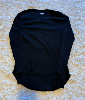 Old Navy Women's Black Thermal Long-Sleeve Shirt thumbnail 1