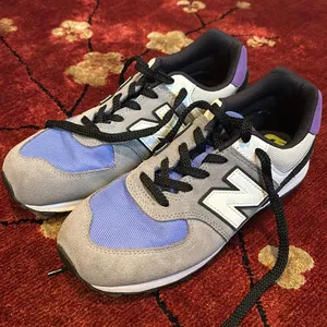 New balance sneakers thumbnail 1