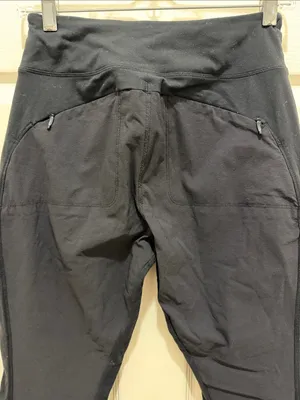 Athleta Black High-Line Hybrid Summiter Performance Jogger Pants Size - 4 thumbnail 3