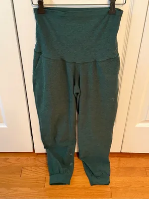 Beyond Yoga Spacedye Beyond the Bump Maternity Midi Jogger in Dark Spruce Green thumbnail 2
