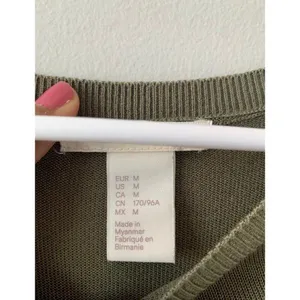 H&M Olive Khaki Green Long Sleeve Top Women Medium Fall Minimalist Chic thumbnail 4