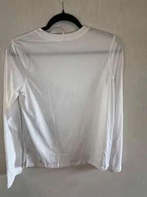 Lululemon Ultralight Hip-Length Long Sleeve Shirt White Size 6 thumbnail 4