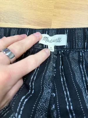 Madewell Linen Shorts Pull-On thumbnail 3