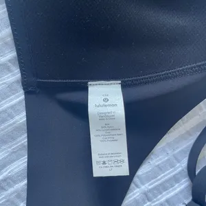 Black lululemon bra  thumbnail 4